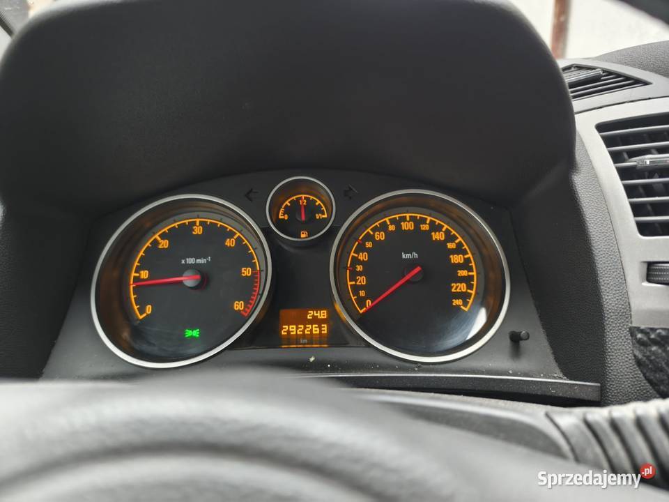 Sprzedam Opel Zafira b 19 100 2006r Ełk
