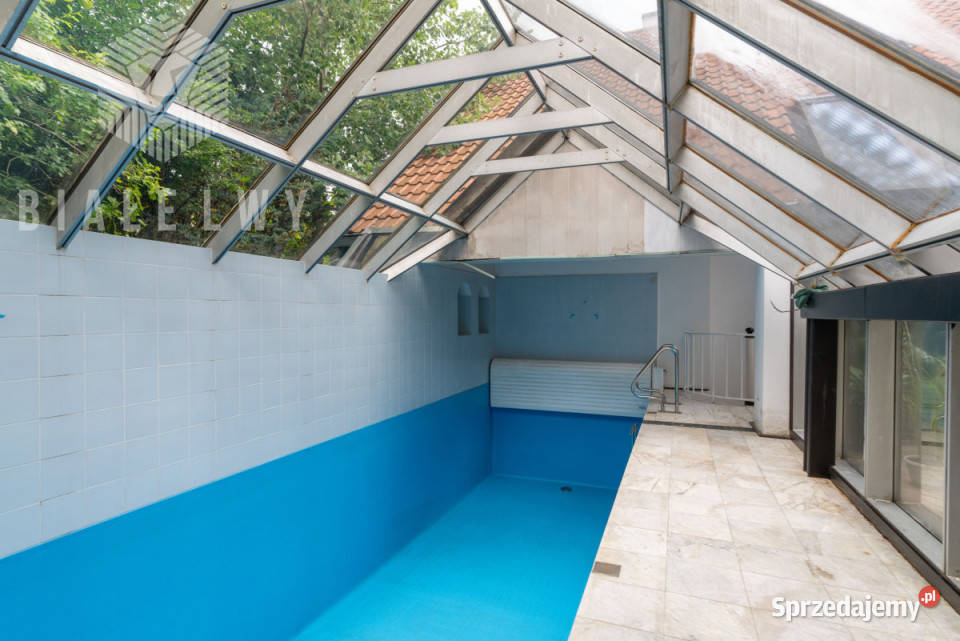 Dom wolnostojący 463m2 Kanie Kręta Sprzedaż sprzedam