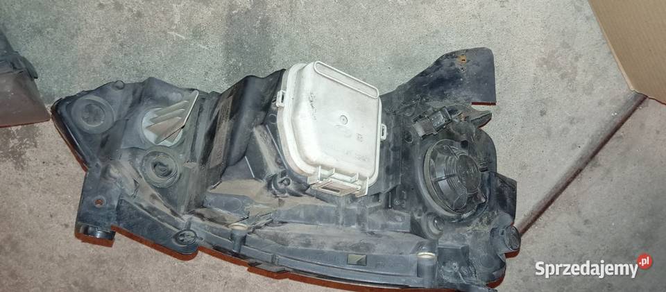 Lampy przednie Opel Corsa 2006 wielkopolskie