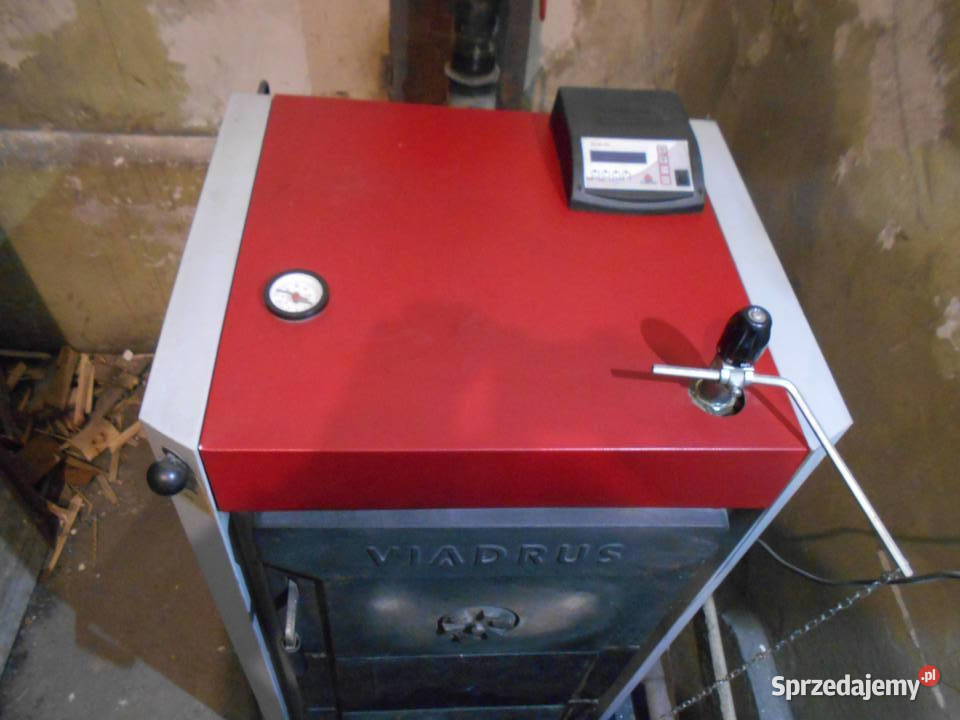 Kocioł żeliwny Viadrus U26 ze sterownikiem 225 sprzedam