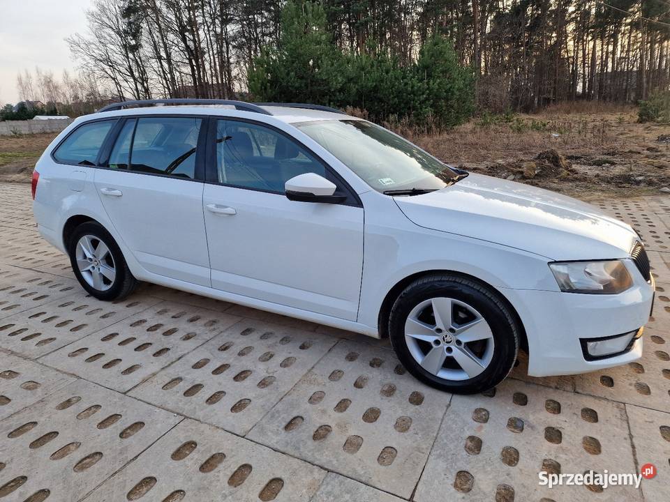 Skoda Octavia III 16TdiSalonPlservisowana kupiony w polskim salonie Octavia