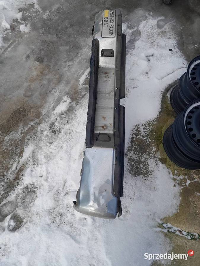 Zderzak tylny nissan navara stan średni