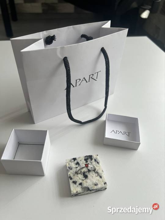 Pierścionek srebrny z cyrkoniami serce Apart kujawsko-pomorskie