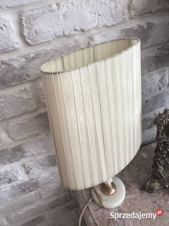 Wysoka lampa z marmuru Żary