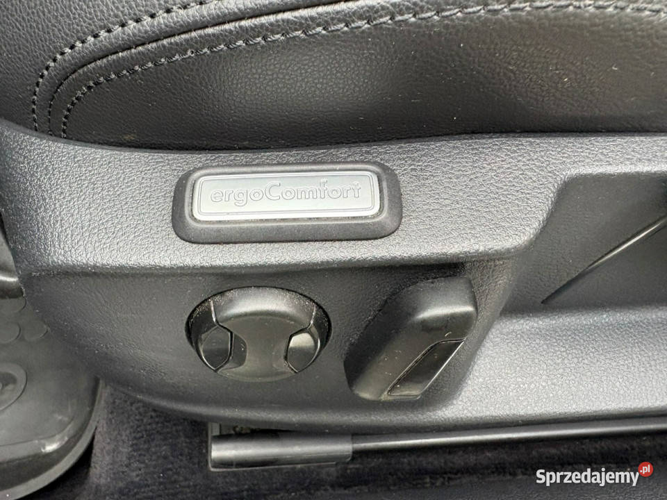 Volkswagen Passat Highline Full LED Alcantara Lipówki