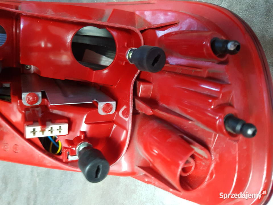 AUDI A4 B8 LIFT LAMPA TYLNA PRAWA LED 8K9945096D Turek sprzedam