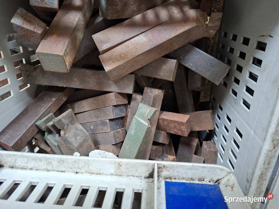 Tokarka RW 32 reworwerowa Ostrowiec Świętokrzyski