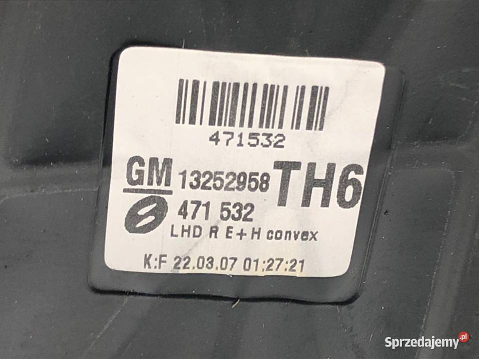 LUSTERKO PRAWY OPEL ZAFIRA B Minivan 0515