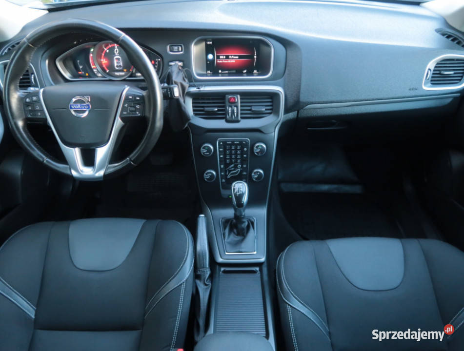 Volvo V40 20 D3 wielofunkcyjna kierownica Lublin
