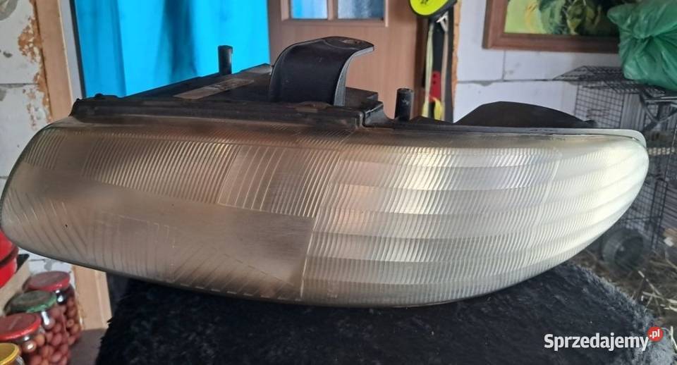 lewa lampa przód chrysler Voyager jajko lewe Damianowice
