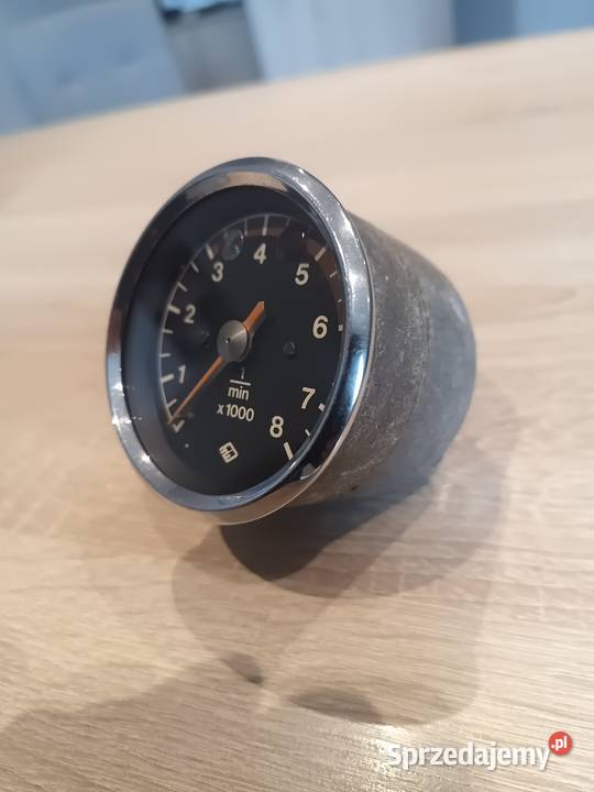 5 obrotomierz licznik czerwone pole zegar MZ