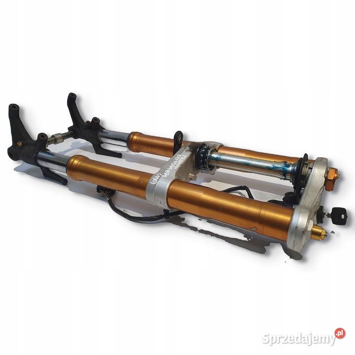 PRZEDNIE LAGI TRIUMPH DAYTONA 675 0612 Chełm