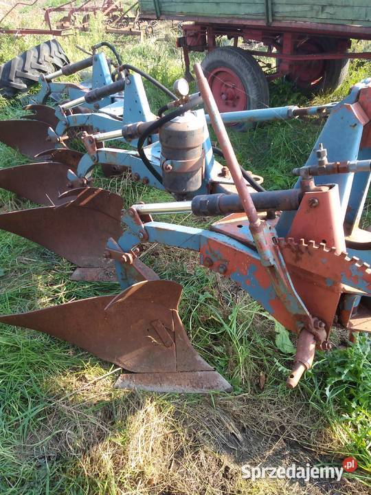 Pług 4 zagonowy Overum Gostyń