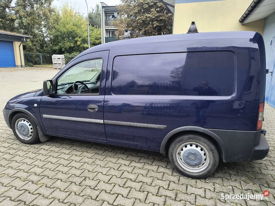 Sprzedam opla combo z hakiem 186km Węgrów
