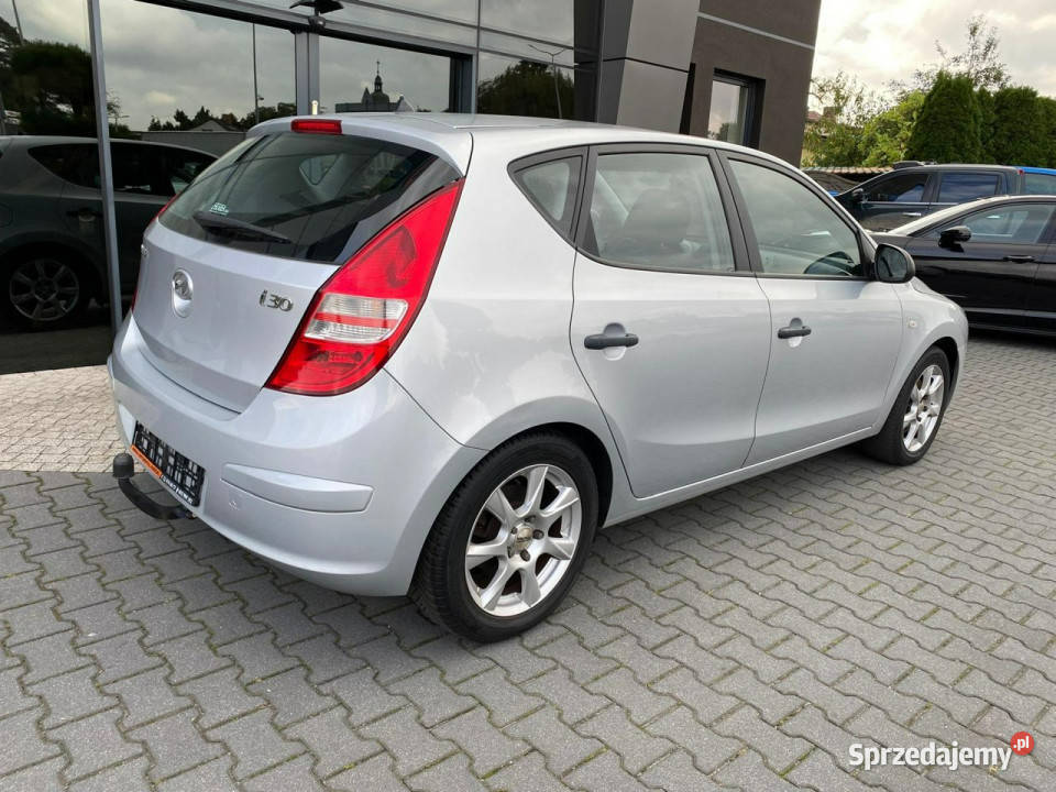 Hyundai i30 klimatyzacja el szyby centralny Żory