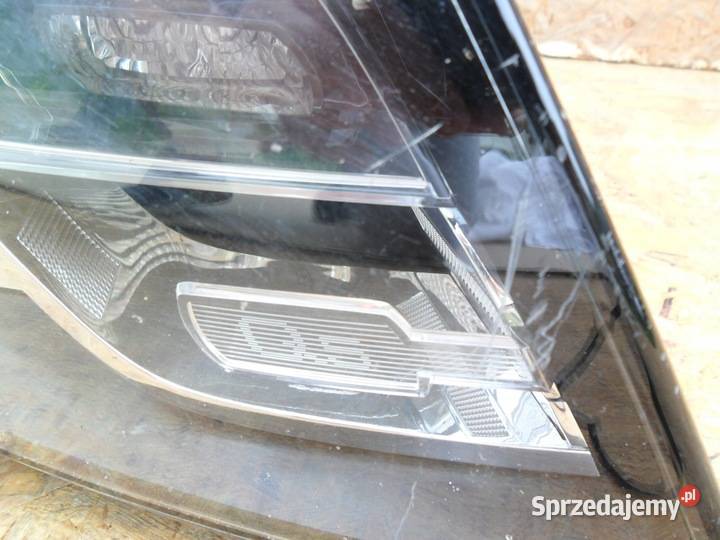 AUDI Q5 LAMPA REFLEKTOR PRAWY XENON Nowy Tomyśl