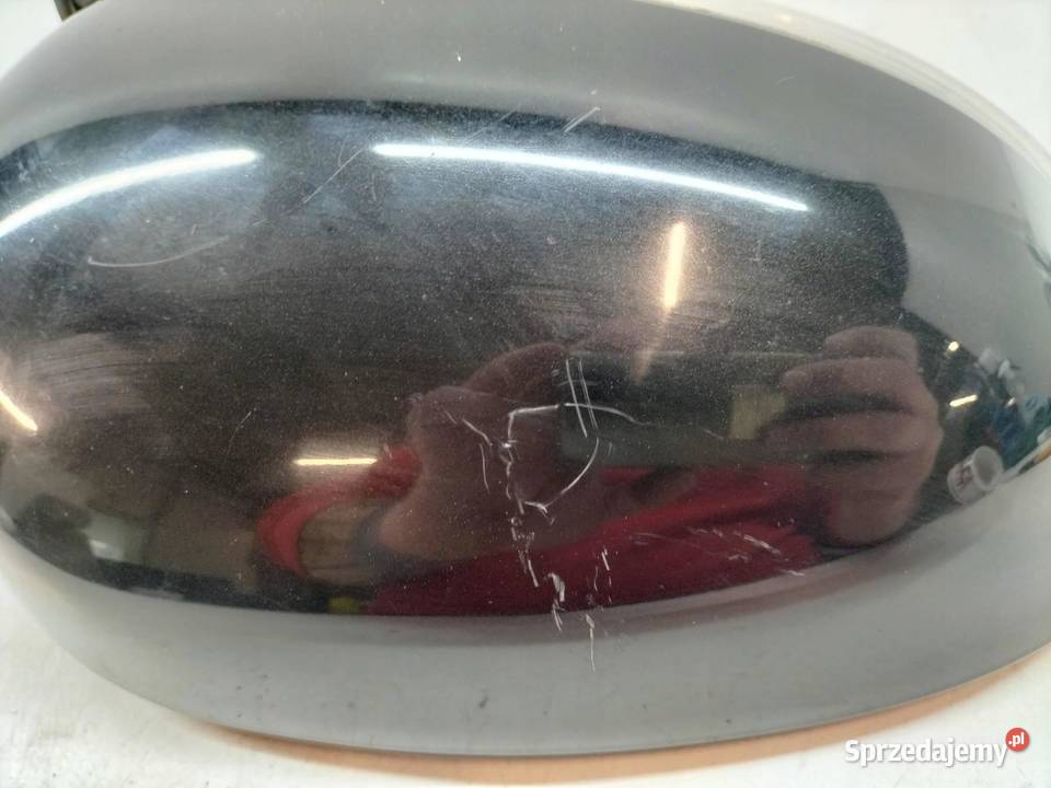 LUSTERKO PRAWE 7PIN EU Toyota Avensis III 2009 sprzedam