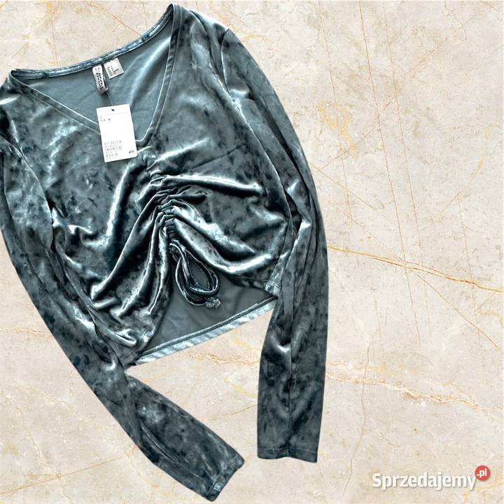 Croptop welurowy z wiązaniem HM S Kielce