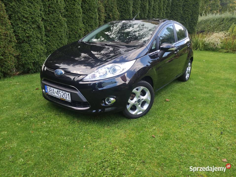 Ford fiesta tytanium 12 benzyna 82 82KM Wałbrzych