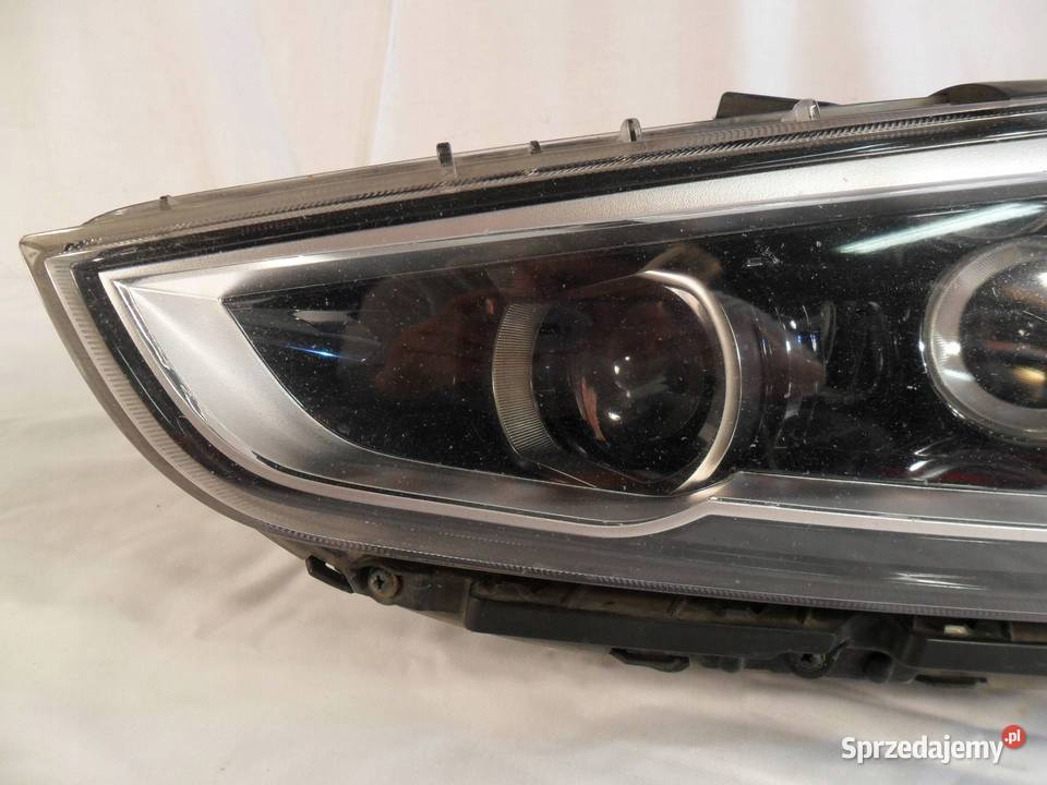 REFLEKTOR PRZÓD STRONA LEWA HYUNDAI I30