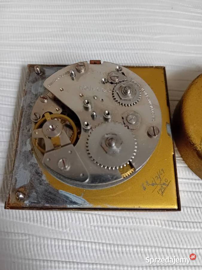 HELVECO Szwajcarski budzik podróżny Giżycko