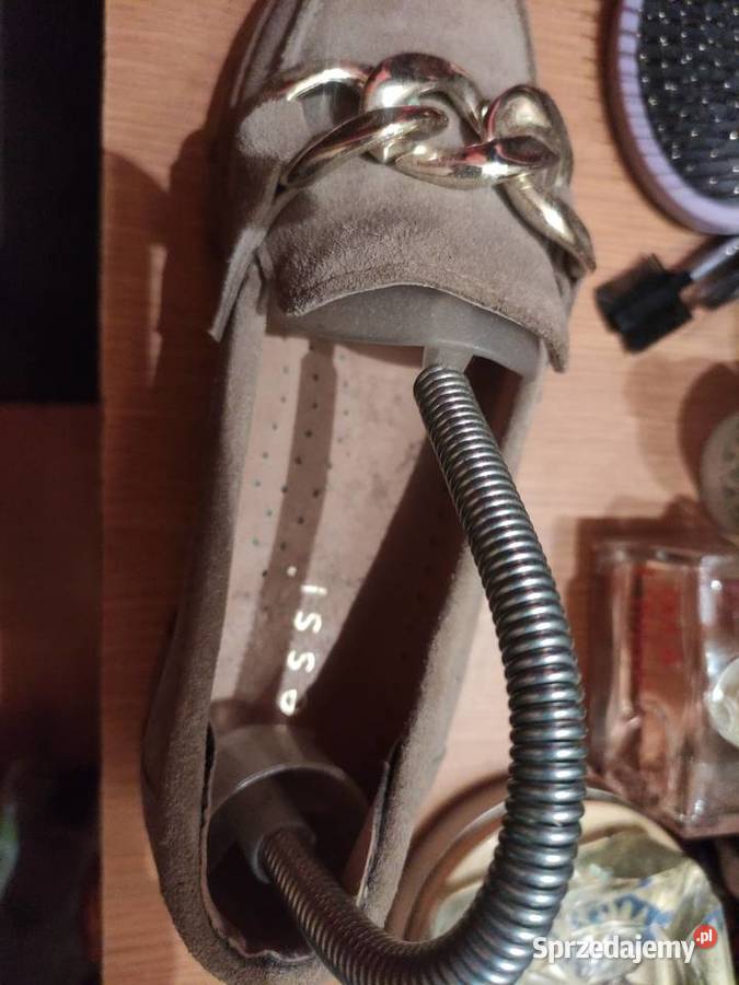 Nowe mokasyny ze skóry Półbuty