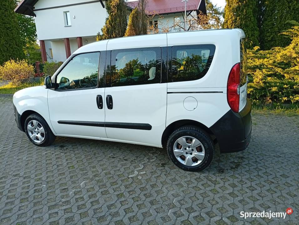 Opel Combo D 2018 Luzino