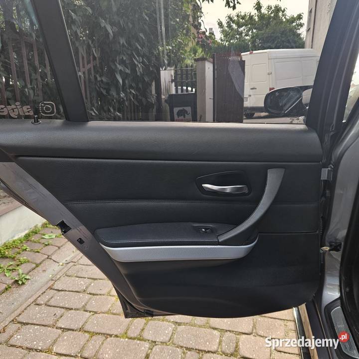 Boczki tylne bmw e90 e91 czarna skóra lubelskie Lublin sprzedam