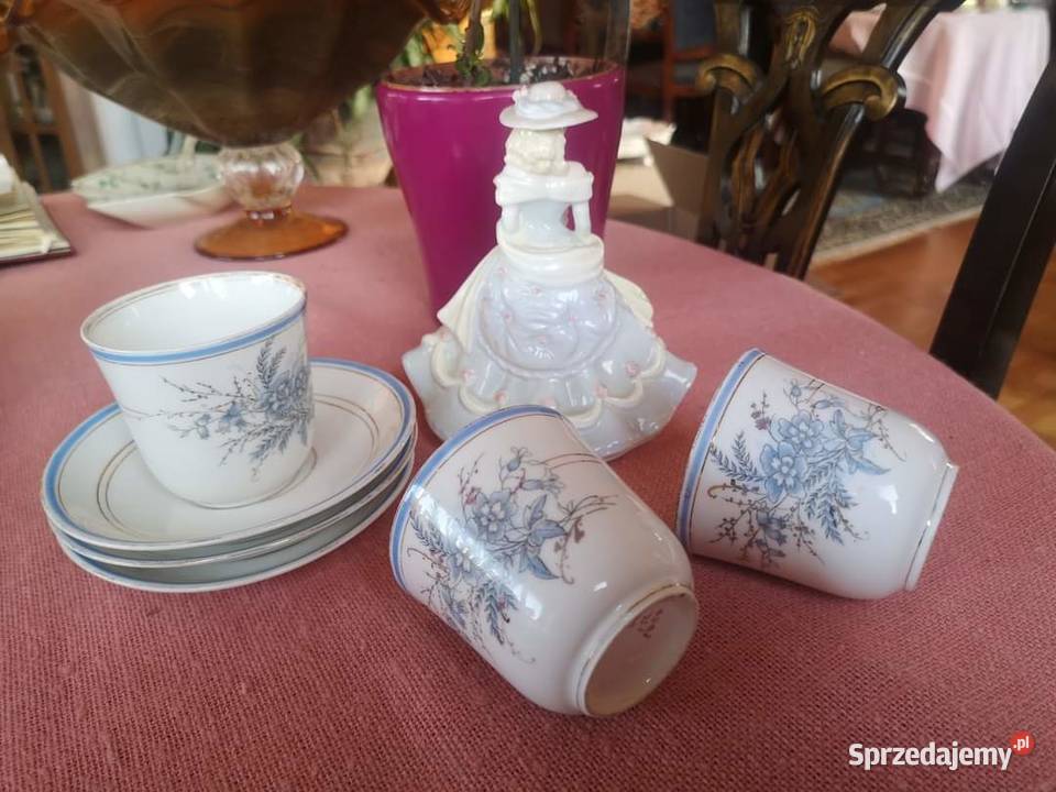 Filiżanka z wyciskiem numerycznym i literami Gdańsk