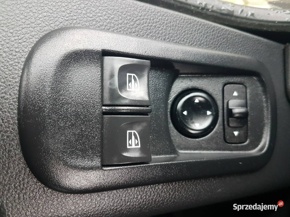 Renault Master 8EP CHŁODNIA MROŹNIA 422x211x202 centralny zamek Poręba sprzedam