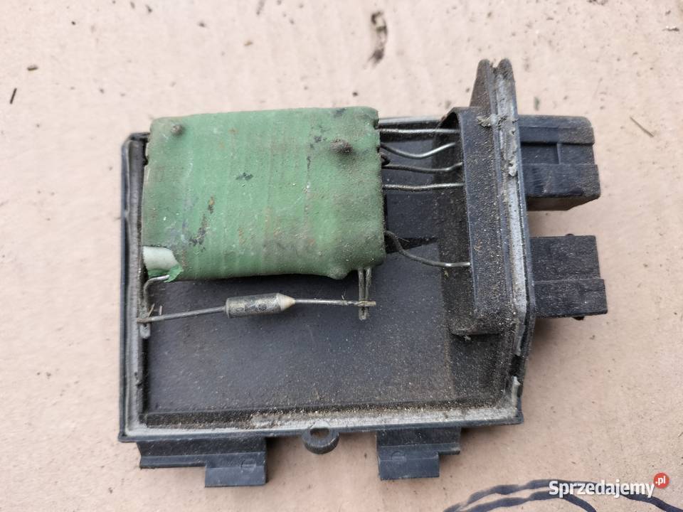 OPORNIK REZYSTOR DMUCHAWY AUDI 80 3131090041 osobowe Części samochodowe