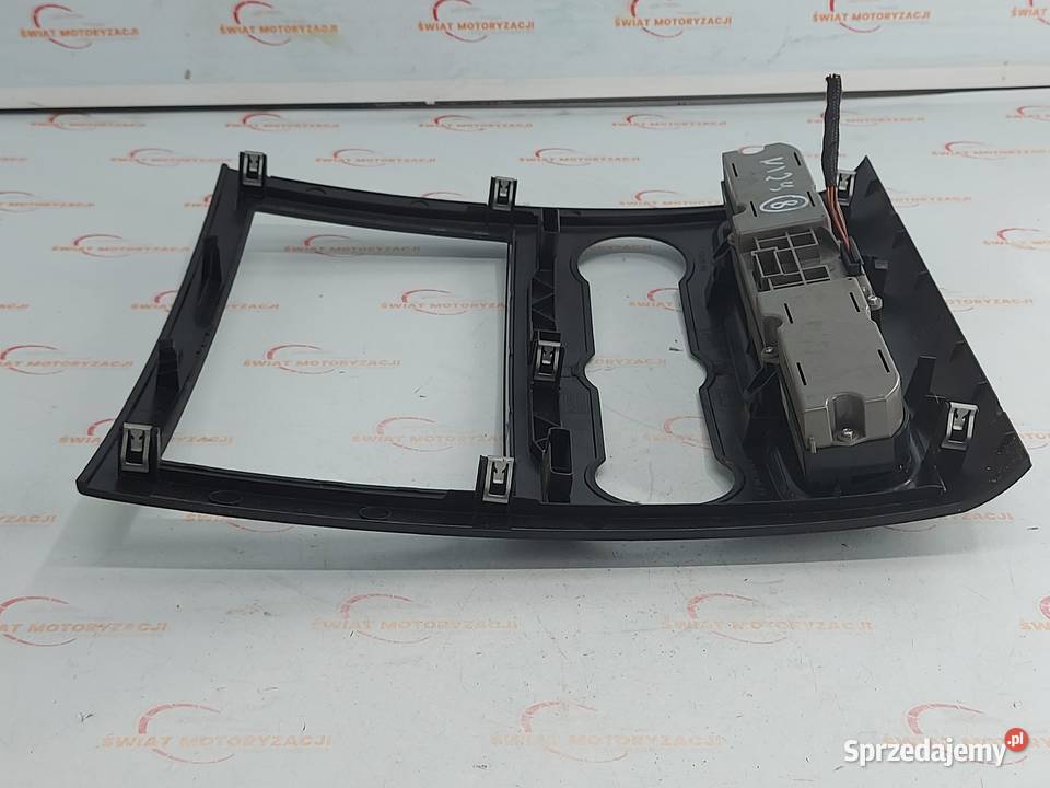 VW CRAFTER I LIFT 16r panel świateł awaryjnych Kielce