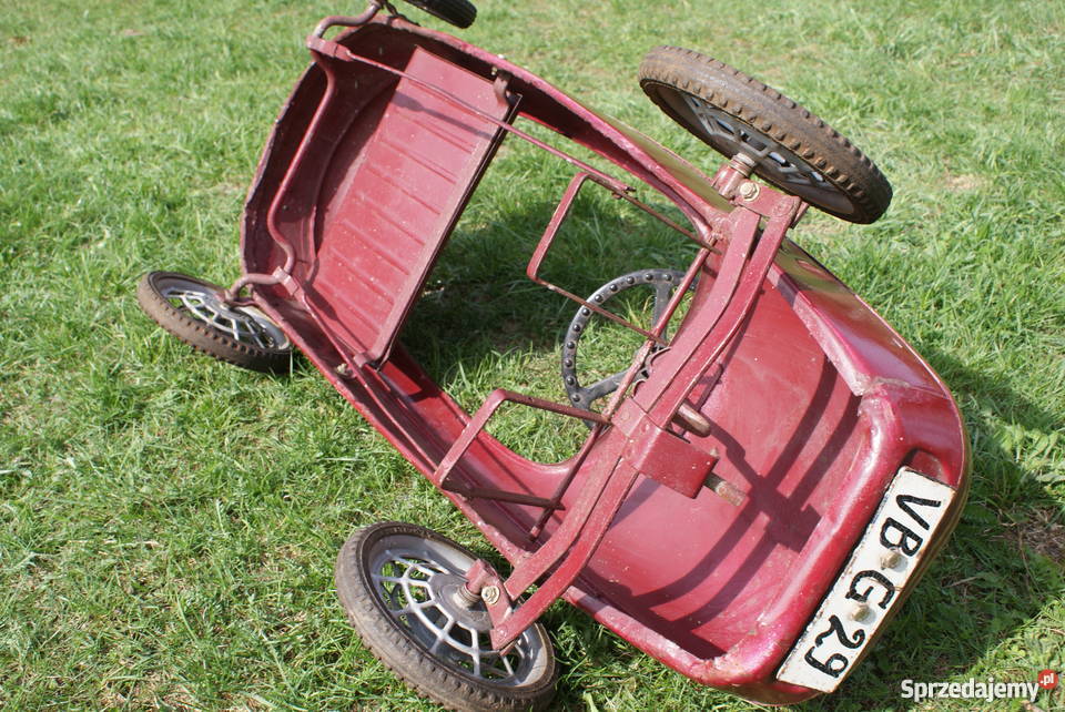 Stary kolekcjonerski samochód na pedały lata Pozostałe Warszawa