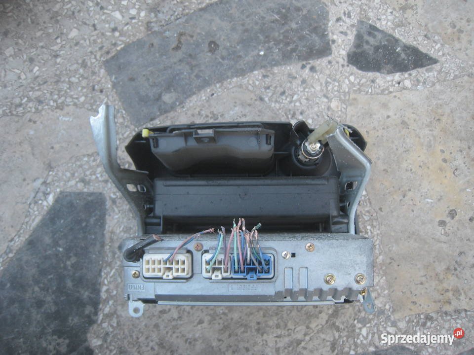 Radio radioodbiornik Toyota Yaris I cd Kraków sprzedam