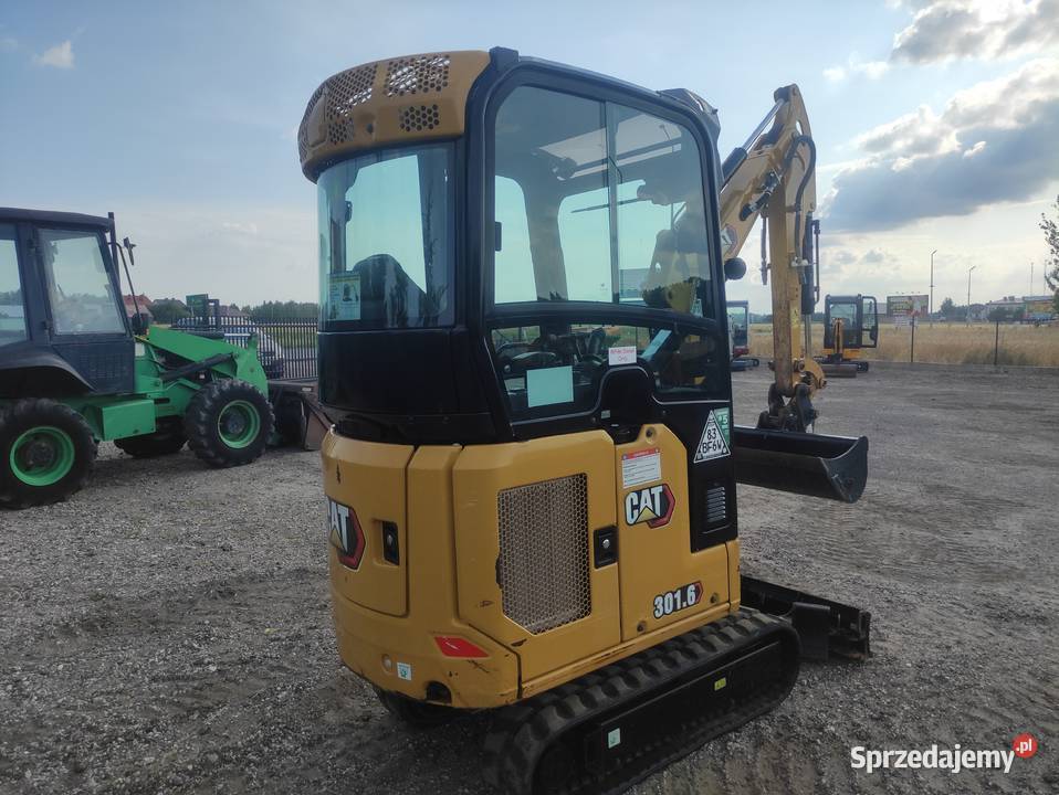 Minikoparka Caterpillar 3016 2022r 670 mtg Ryżki