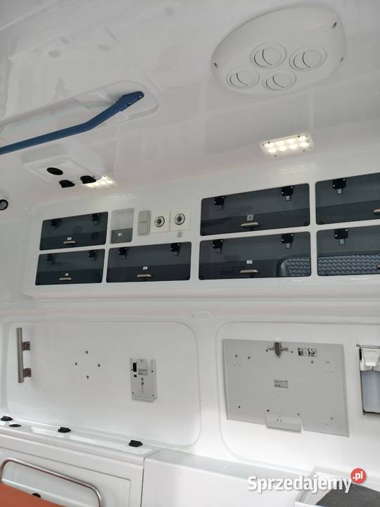 ambulans karetka vw t6 pierwszy właściciel Drągowina