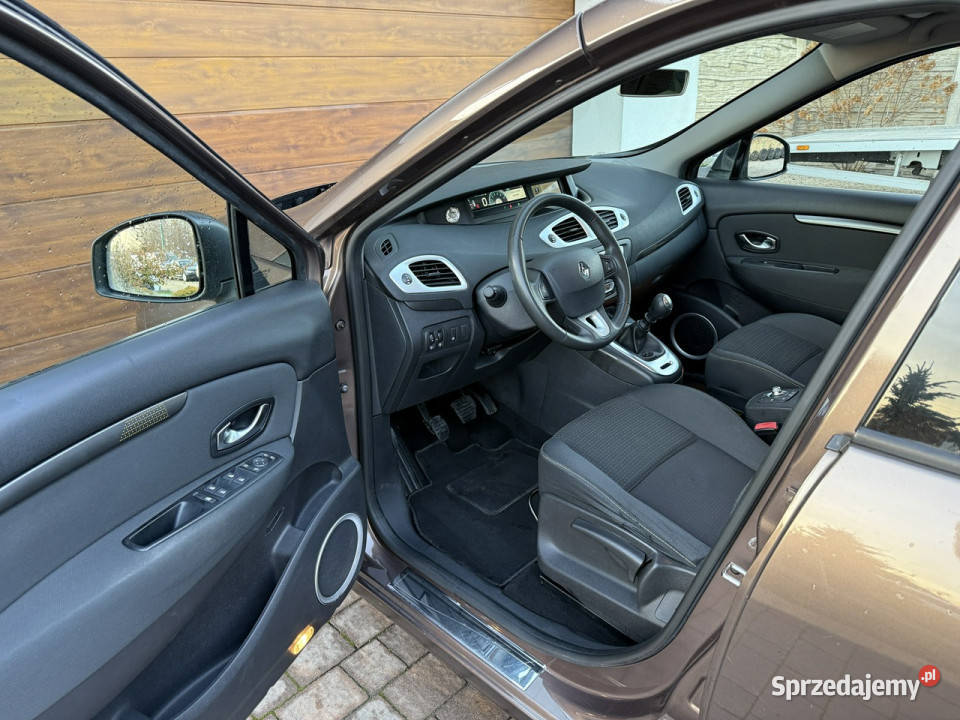 Renault Grand Scenic 14 benzyna 7osobowy bogata Rok produkcji 2011 Konradów