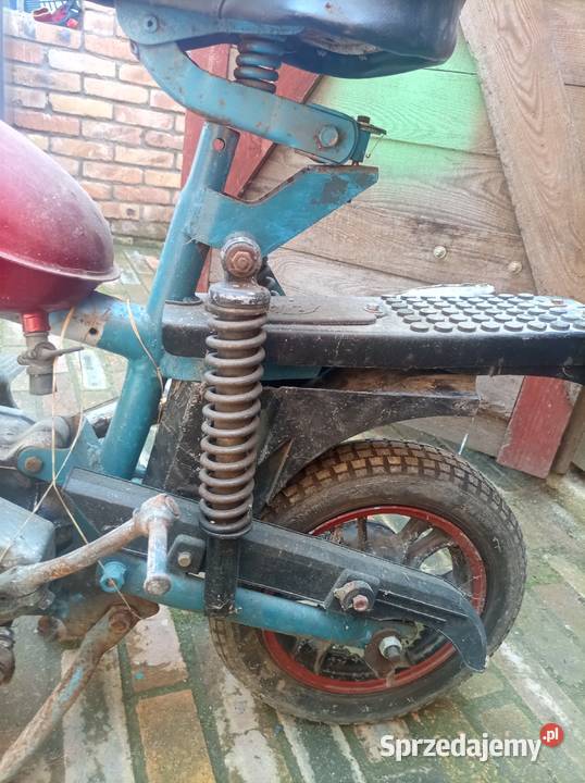 Motorynka m2 Nowogród Bobrzański