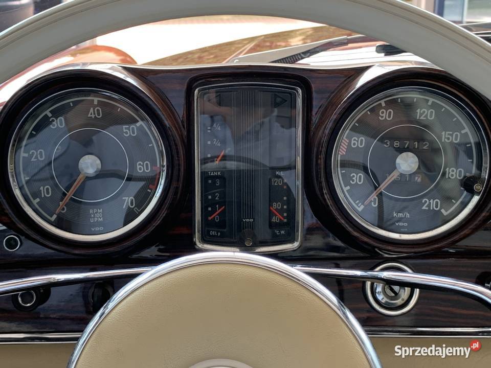 MercedesBenz W111 w wersji 220SE VIN Pozostałe Kraków