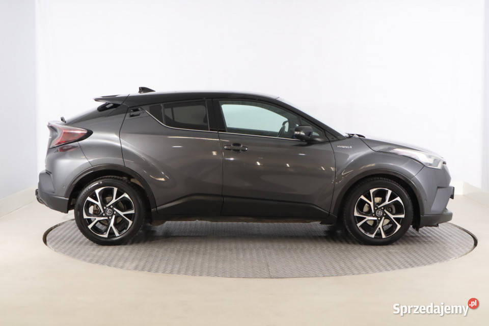 Toyota CHR 18 Hybrid 117339km śląskie Zabrze