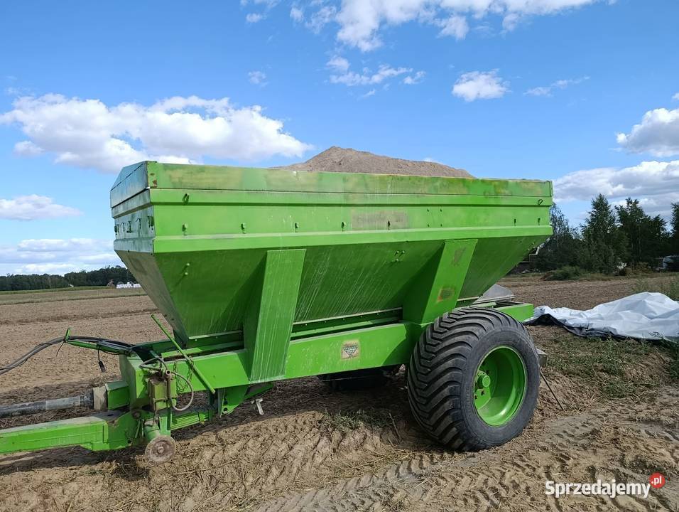 Rozsiewacz wapna nawozów 10 ton Eurospand Rolnictwo Kożuszki