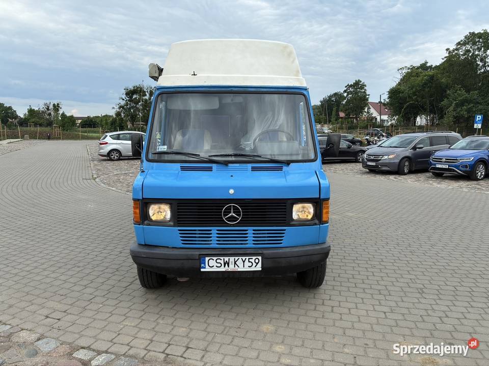 Mercedes Kempingowy Kaczka Świecie