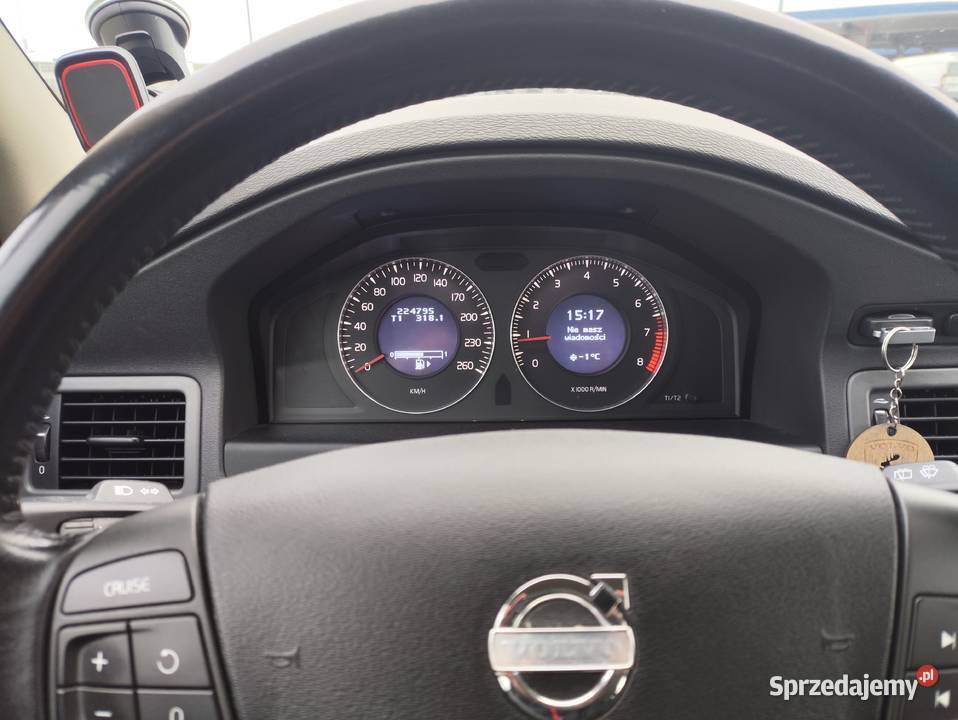 Volvo V70 20 benzyna ze Szwecji manual tempomat centralny zamek Koszalin