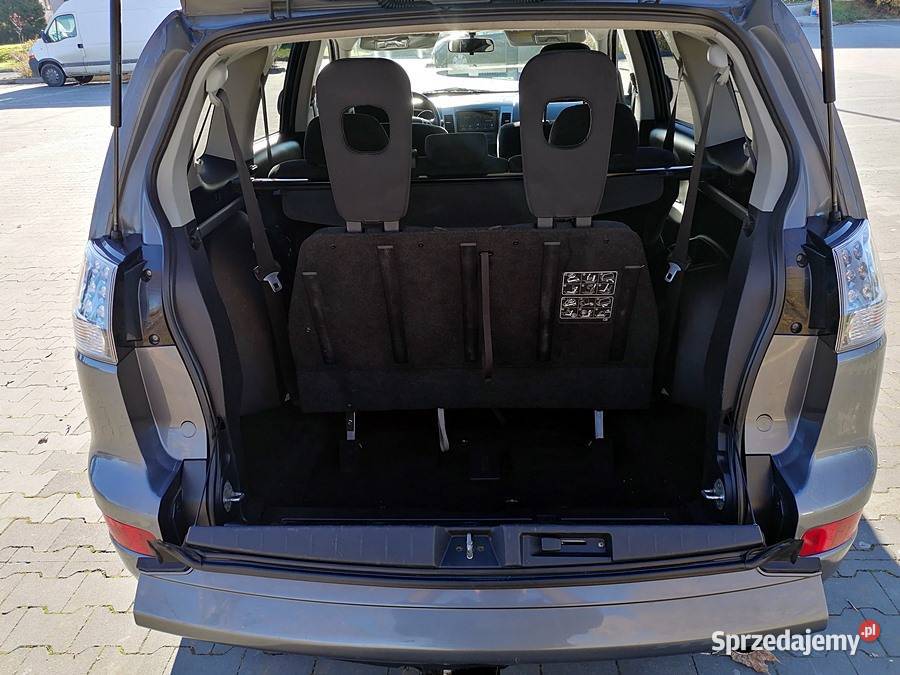 Mitsubishi Outlander II 7 osobowa 4x4 2008 nawigacja Sanok