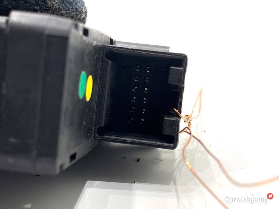 WŁĄCZNIK HAMULCA RĘCZNEGO AUDI A4 B8 8K1927225