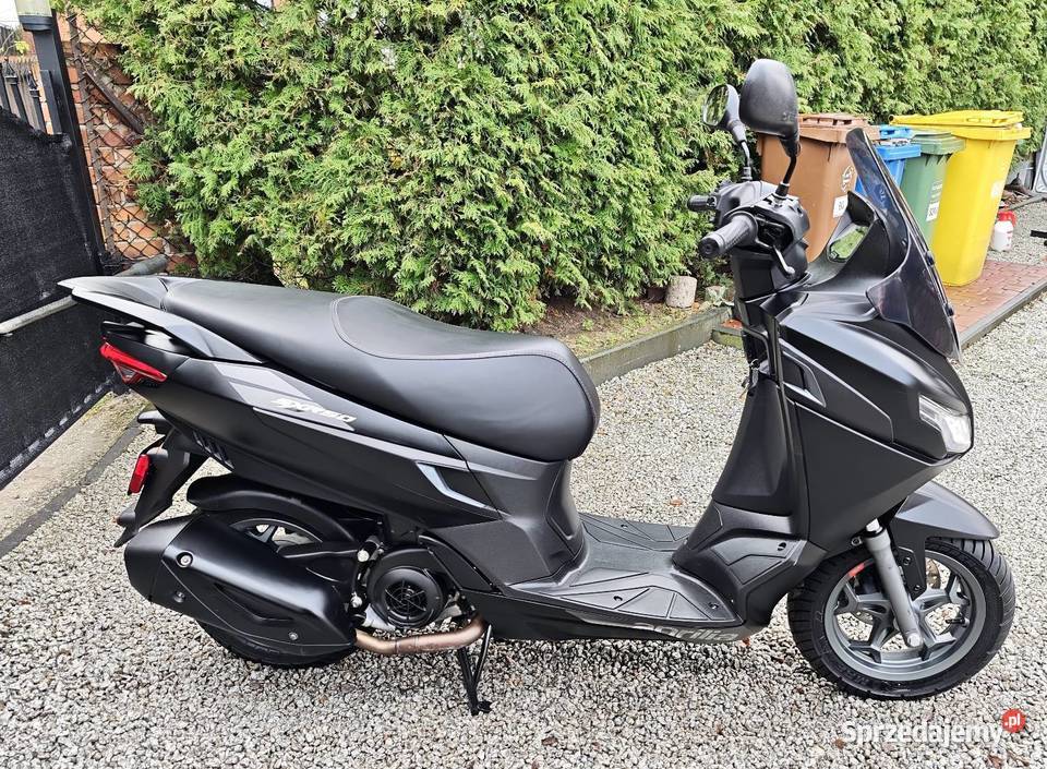 Skuter Aprilia SXR 50cc 2023r 2900 FULL LED Łask