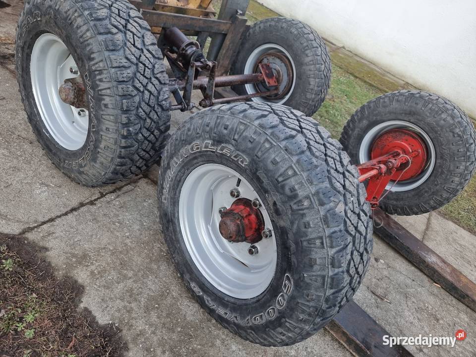 OŚ przyczepa jednoosiowa hamowana Grybów