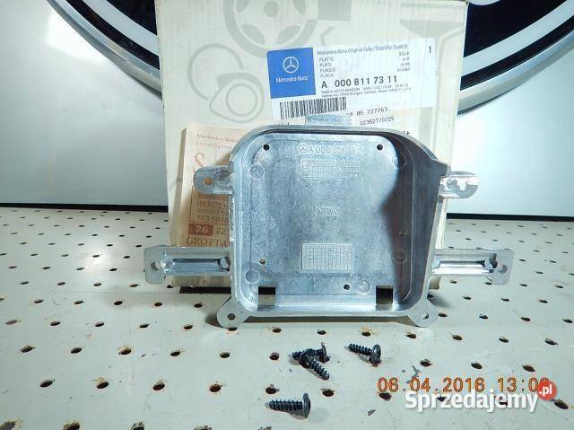 UCHWYT MOCOWANIE LUSTERKA MERCEDES ACTROS 943