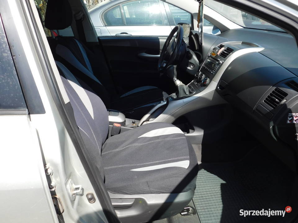 Toyota auris nieuszkodzony Auris Łódź