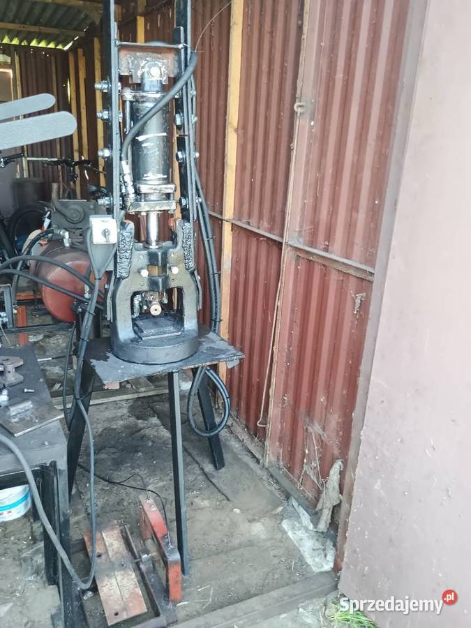 Prasa hydrauliczna 15 ton kowalska Stara Dąbrowa